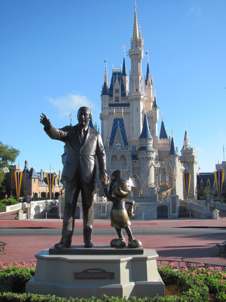 Walt and Mickey in WDW